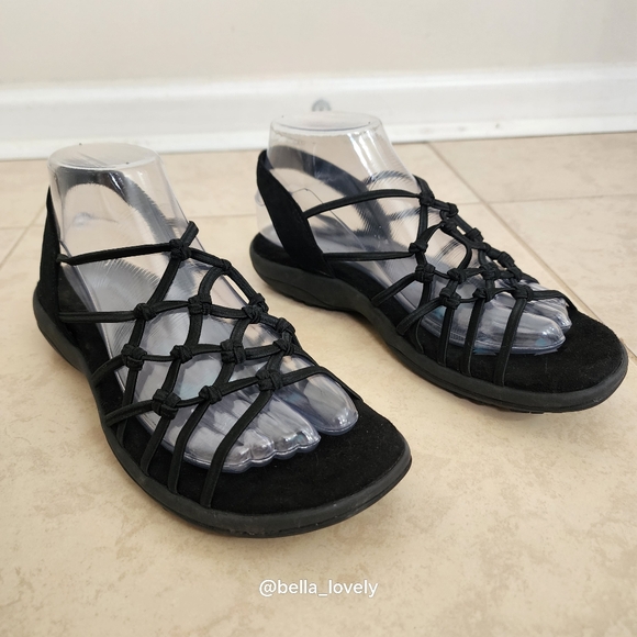 Outdoorsy Comfy Elastic Black Strappy Sandals Memory Foam - Picture 1 of 9